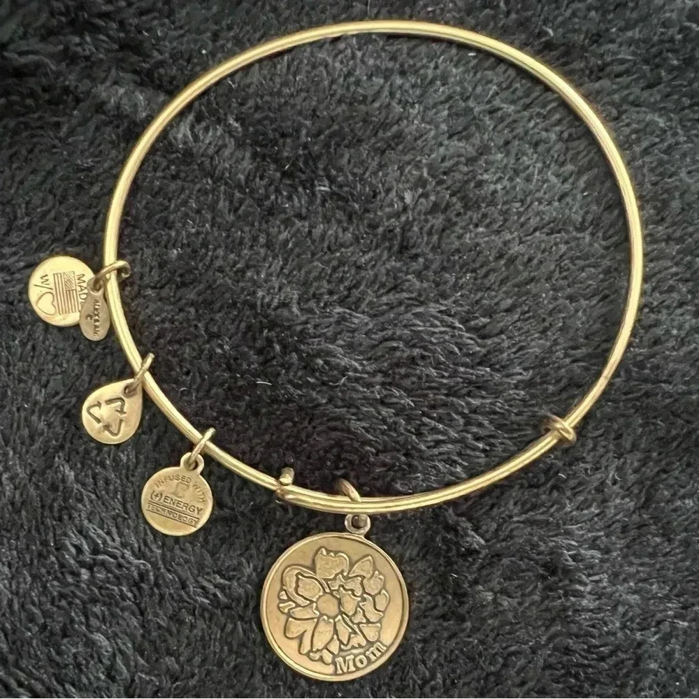 Alex and Ani | Mom, Expandable Rafaelian Bangle Bracelet.
